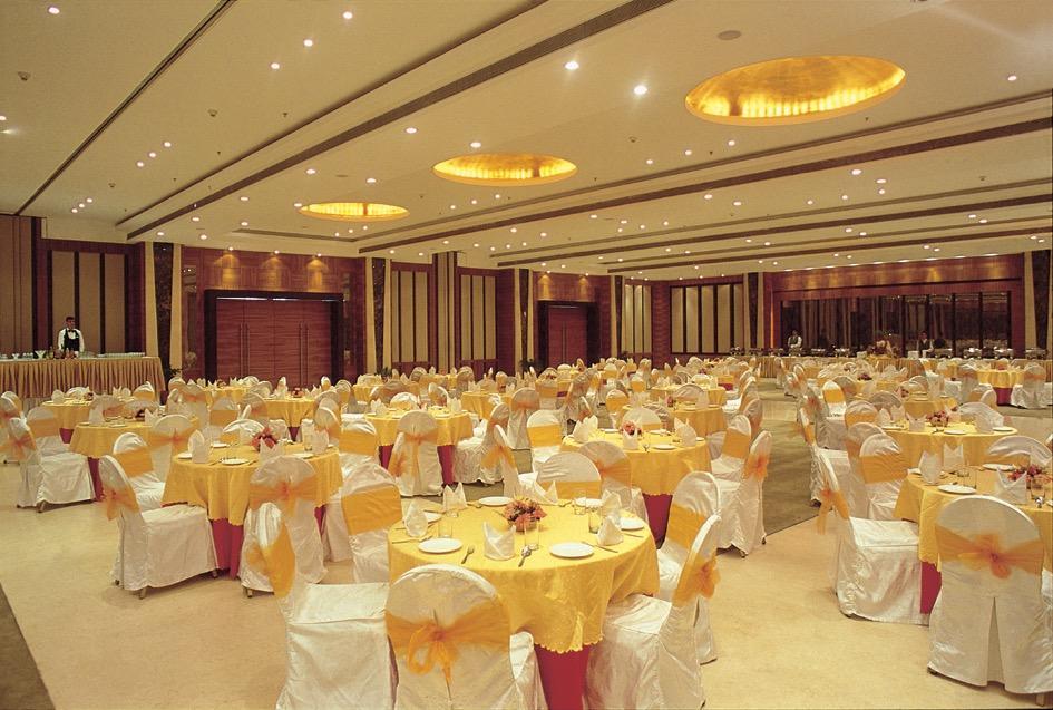 Aveda Hotel - Ludhiana Zewnętrze zdjęcie