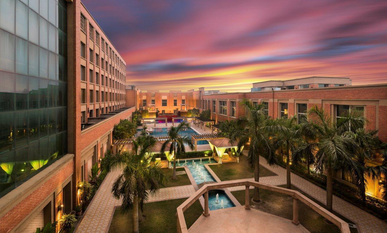 Aveda Hotel - Ludhiana Zewnętrze zdjęcie